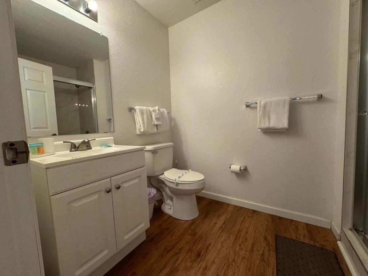 3 Bedroom 2 Bathroom At Sevendwarfs 8-103