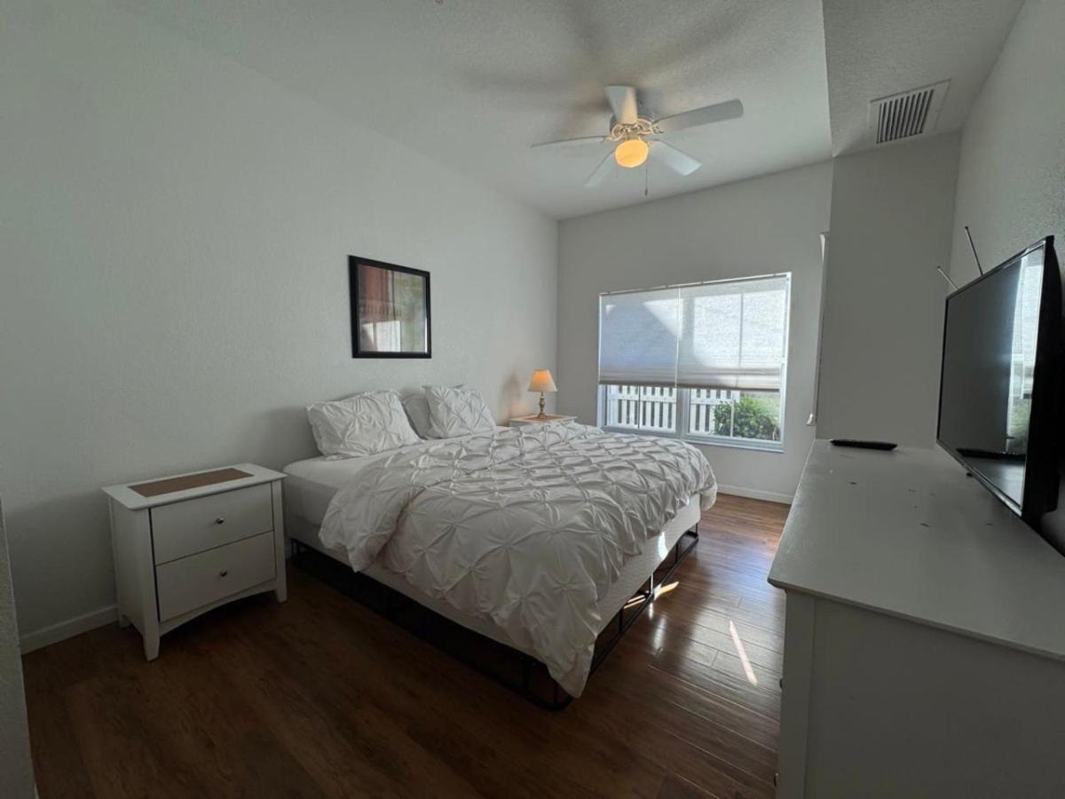 Holiday home 3 Bedroom 2 Bathroom At Sevendwarfs 8-103 Kissimmee