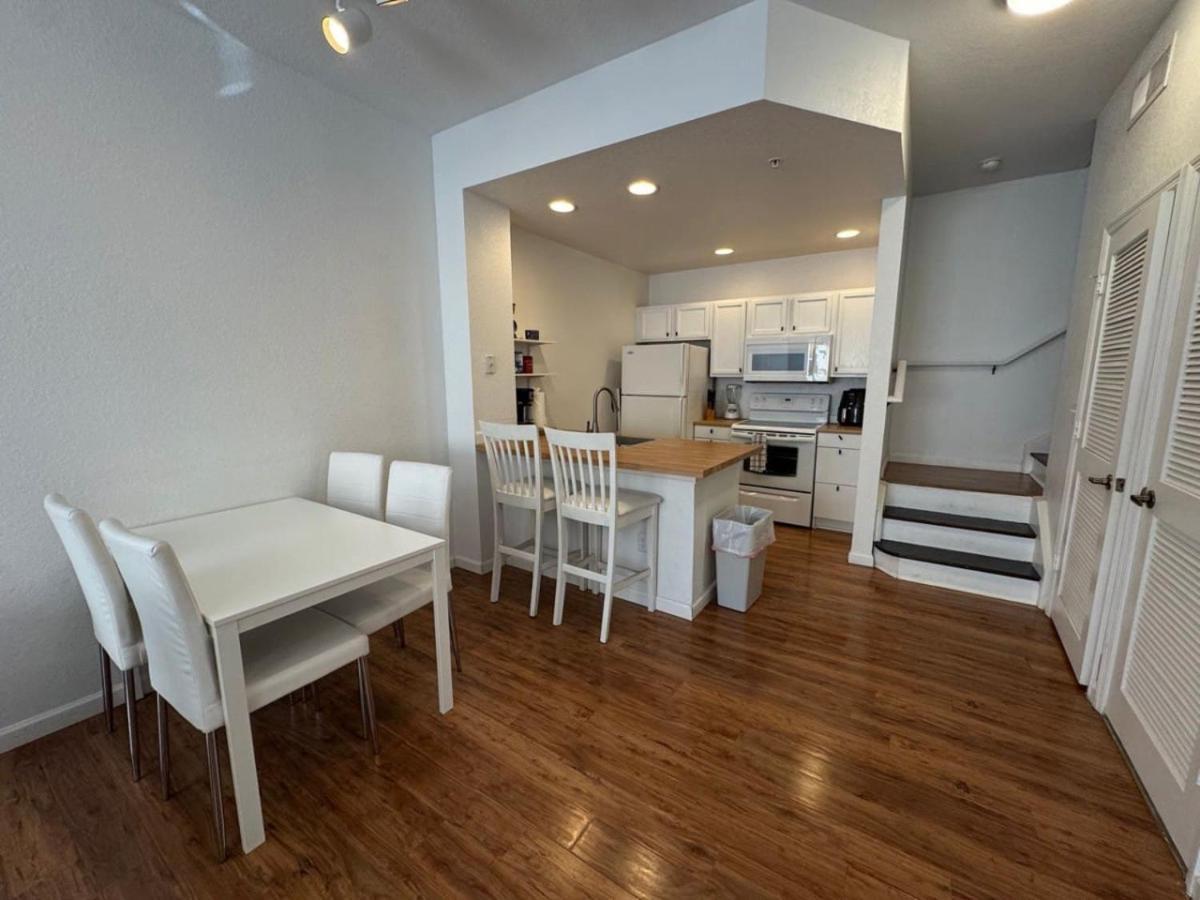 Holiday home 3 Bedroom 2 Bathroom At Sevendwarfs 8-103 Kissimmee