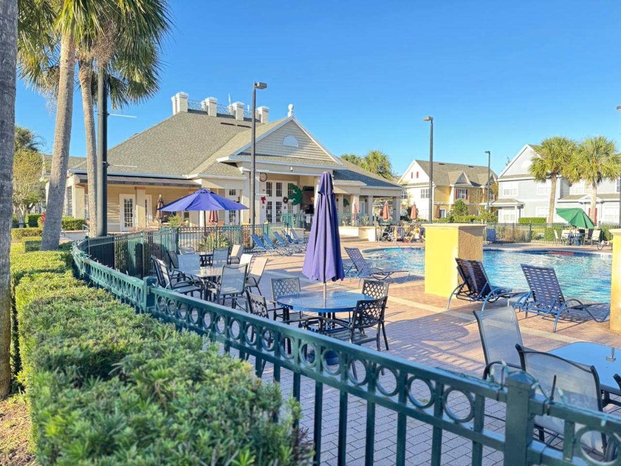 3 Bedroom 2 Bathroom At Sevendwarfs 8-103 Kissimmee
